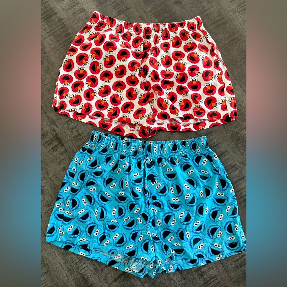 Red and Blue Hybrid Shorts with Elastic Waistband/X2